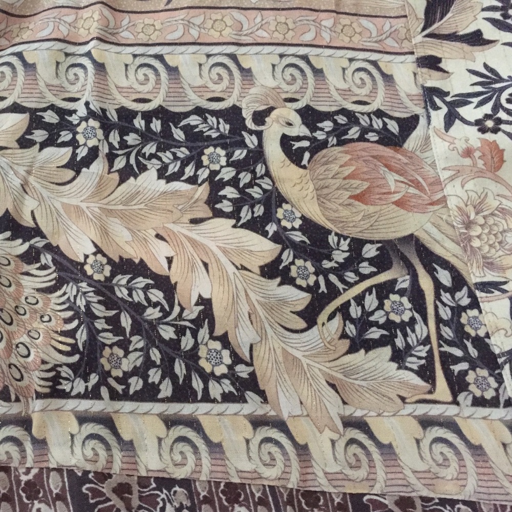 UFT, Sale: Renew Short Robe - Nightfall - Picture 10 of 11